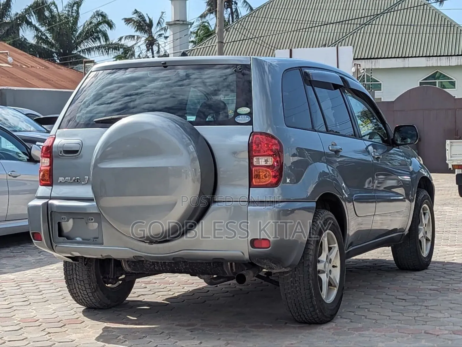 Toyota RAV4 1.8 2005 Gray