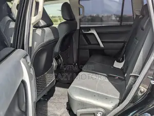 Toyota Land Cruiser 2021 Black