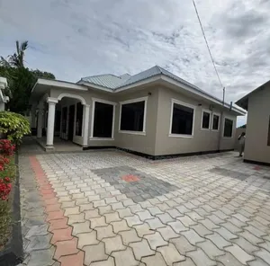 3bdrm House in Ununio, Bunju for rent