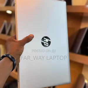New Laptop HP 250 G10 8GB Intel Core I7 SSD 512GB