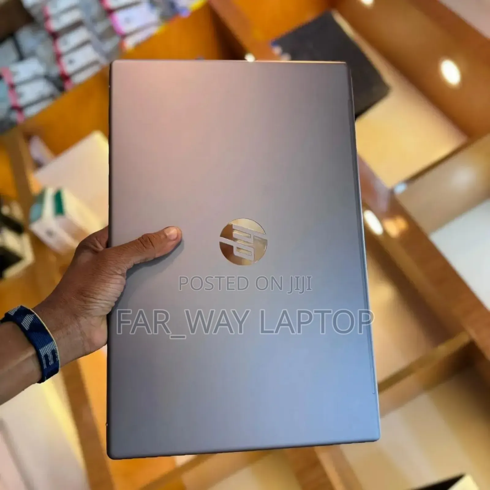 New Laptop HP 250 G10 8GB Intel Core I7 SSD 512GB