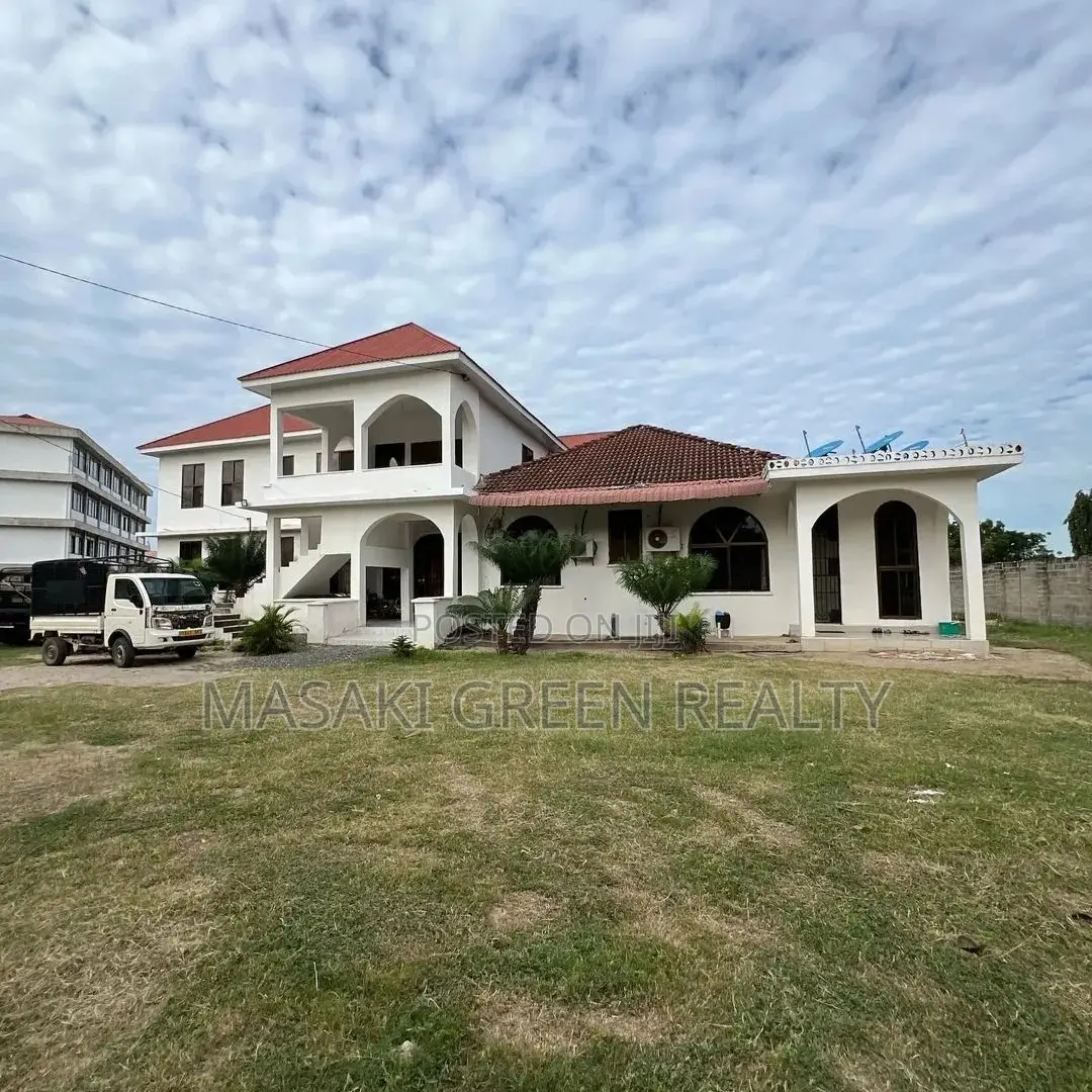 4bdrm House in Bahari Beach Estate, Kinondoni for sale
