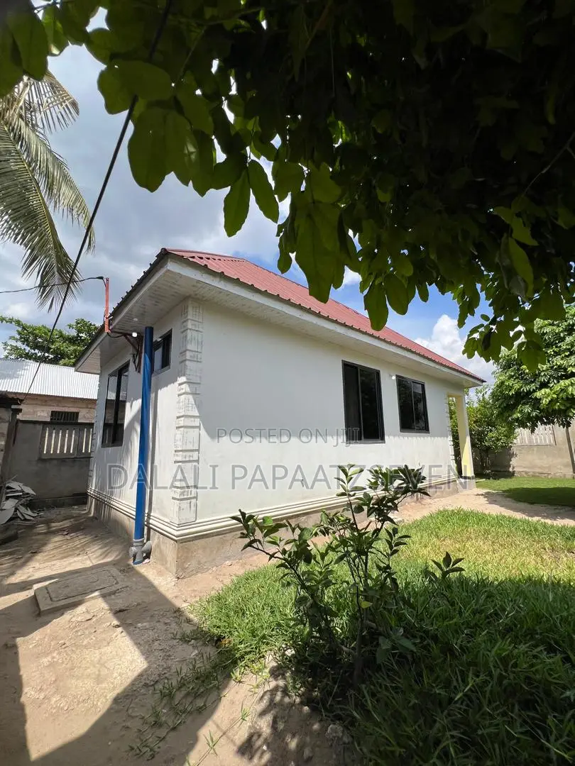1bdrm Apartment in Dalalipapaatzseven, Kinondoni for rent