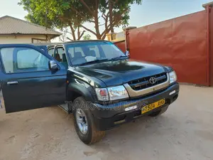 Toyota Hilux 2000