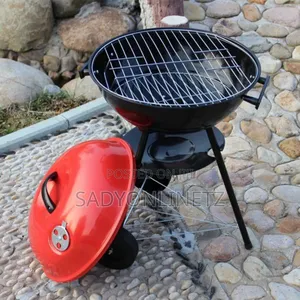 Barbecue Charcoal Grill With Wheels