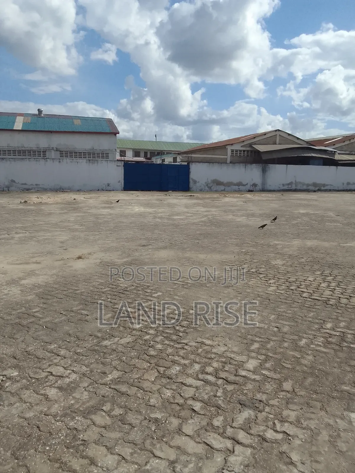2000 SQM Warehouse With Yard