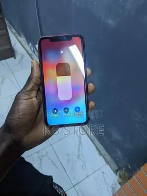 Apple iPhone 11 128 GB Red