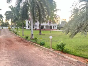 5bdrm House in Mbezi Beach for rent