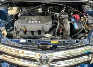 Toyota IST 2003