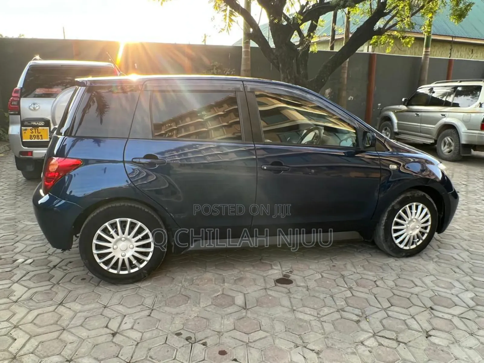 Toyota IST 2003