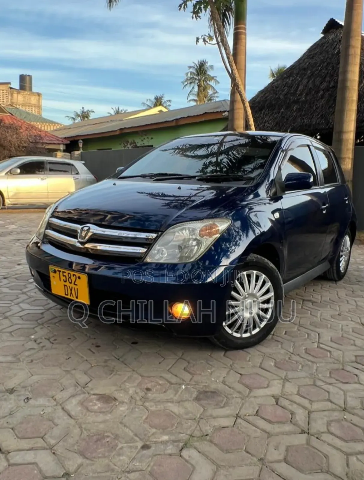 Toyota IST 2003