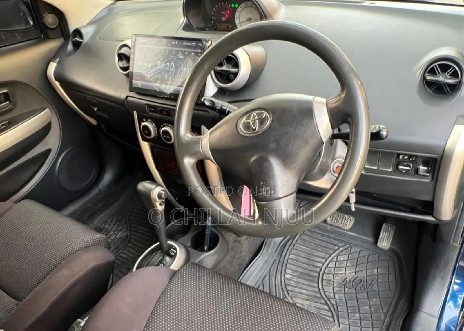 Toyota IST 2003