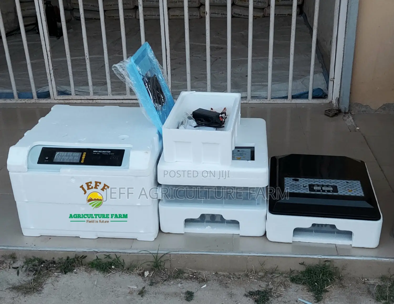 Incubator Machine 140 Eggs