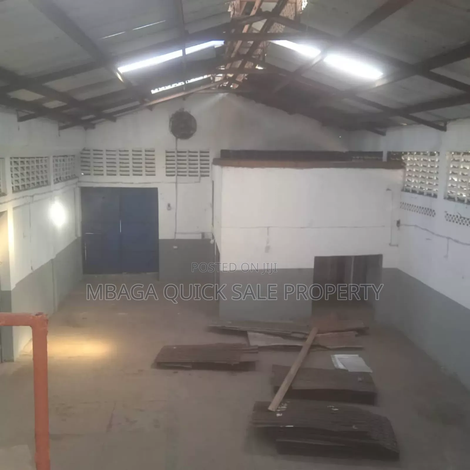 Go Down for Rent at Makumbusho