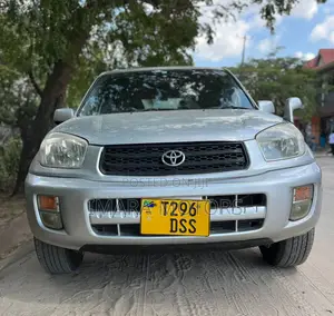 Toyota RAV4 Automatic 2000 Silver
