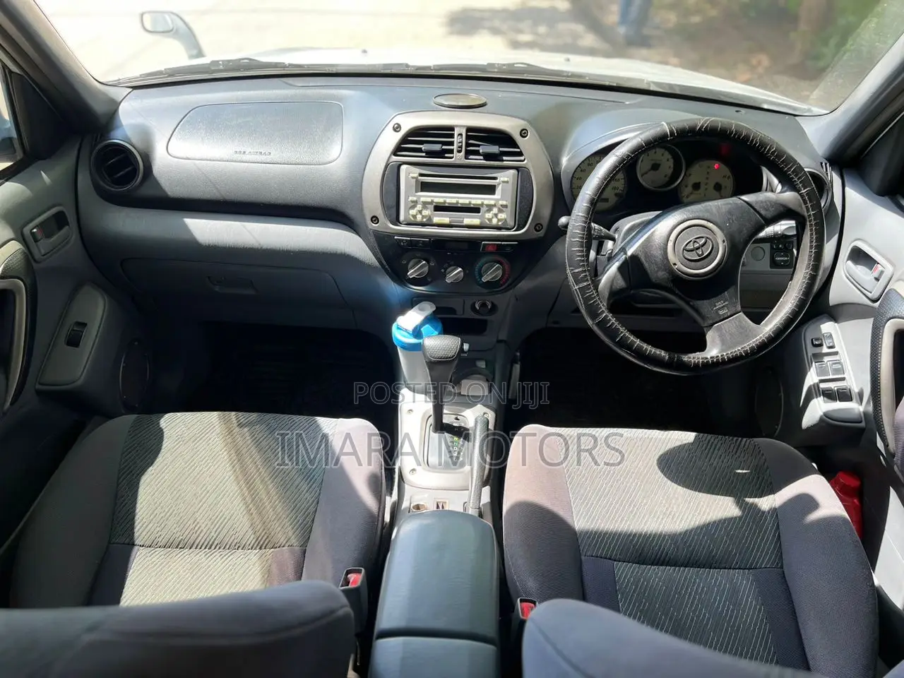Toyota RAV4 Automatic 2000 Silver