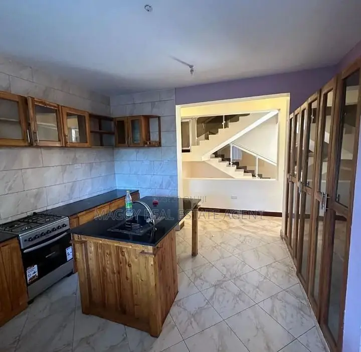 6bdrm House in Mbezi Beach for rent