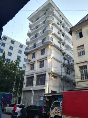 4bdrm Apartment in City Center, Upanga West for sale