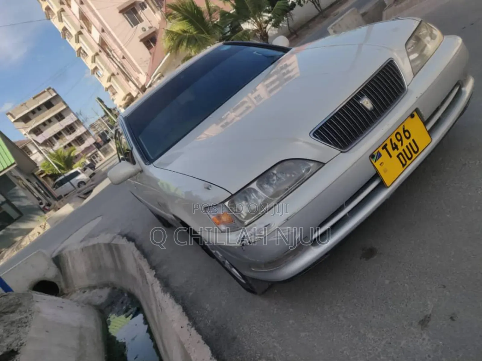 Toyota Cresta 2000 White