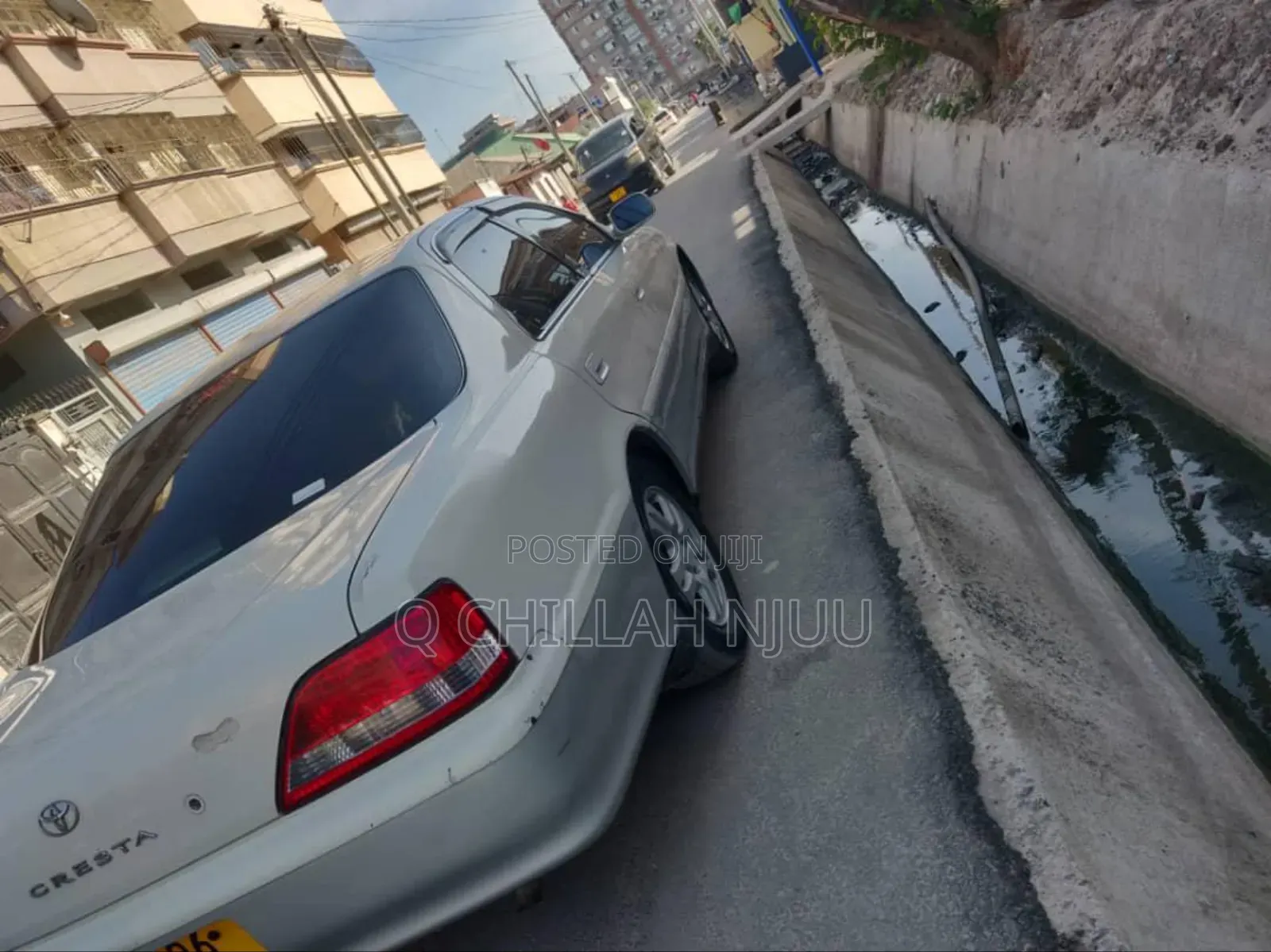 Toyota Cresta 2000 White
