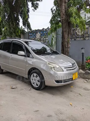 Toyota Corolla Spacio 2002