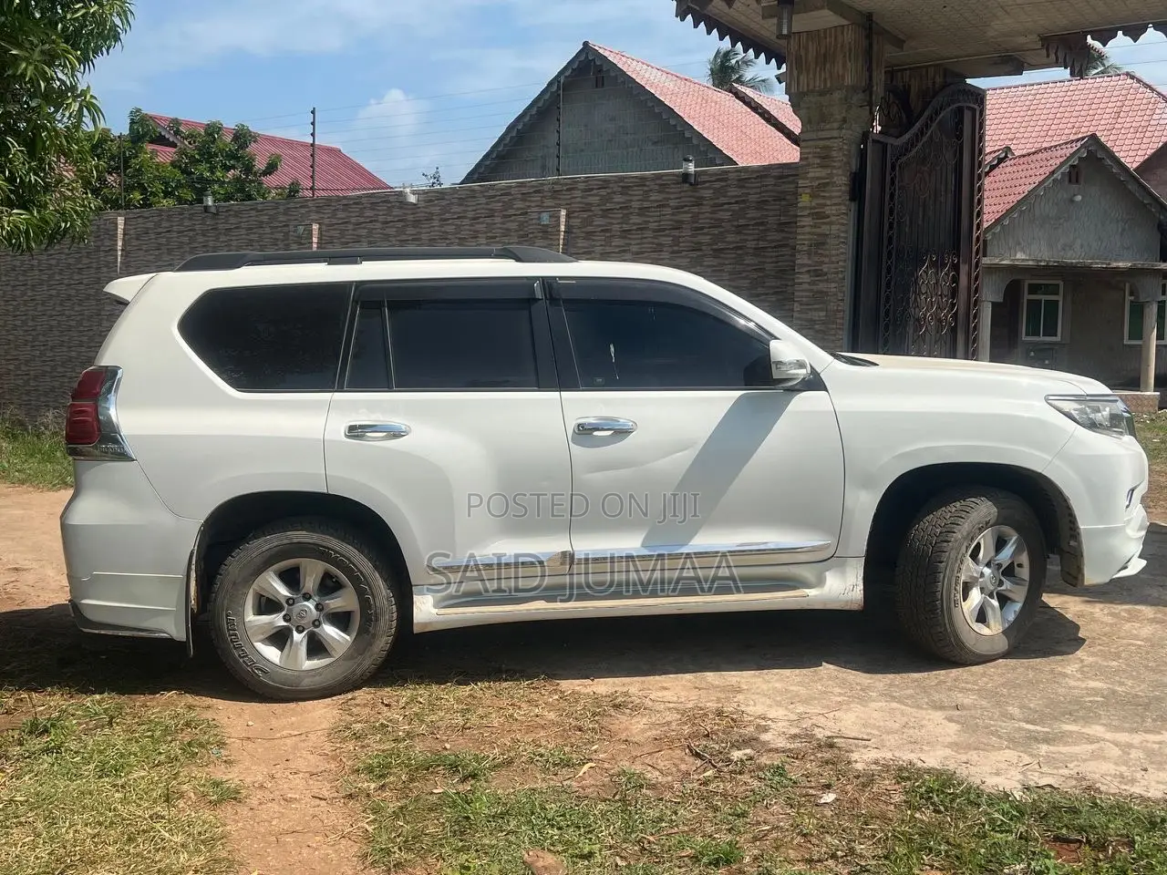Toyota Land Cruiser Prado 2.7 i 2011 White