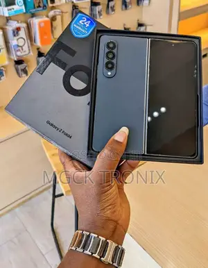 New Samsung Galaxy Z Fold4 512 GB Black
