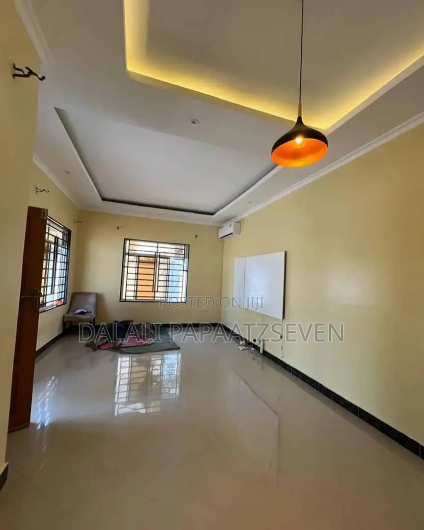 3bdrm House in Dalalipapaatzseven, Kinondoni for rent