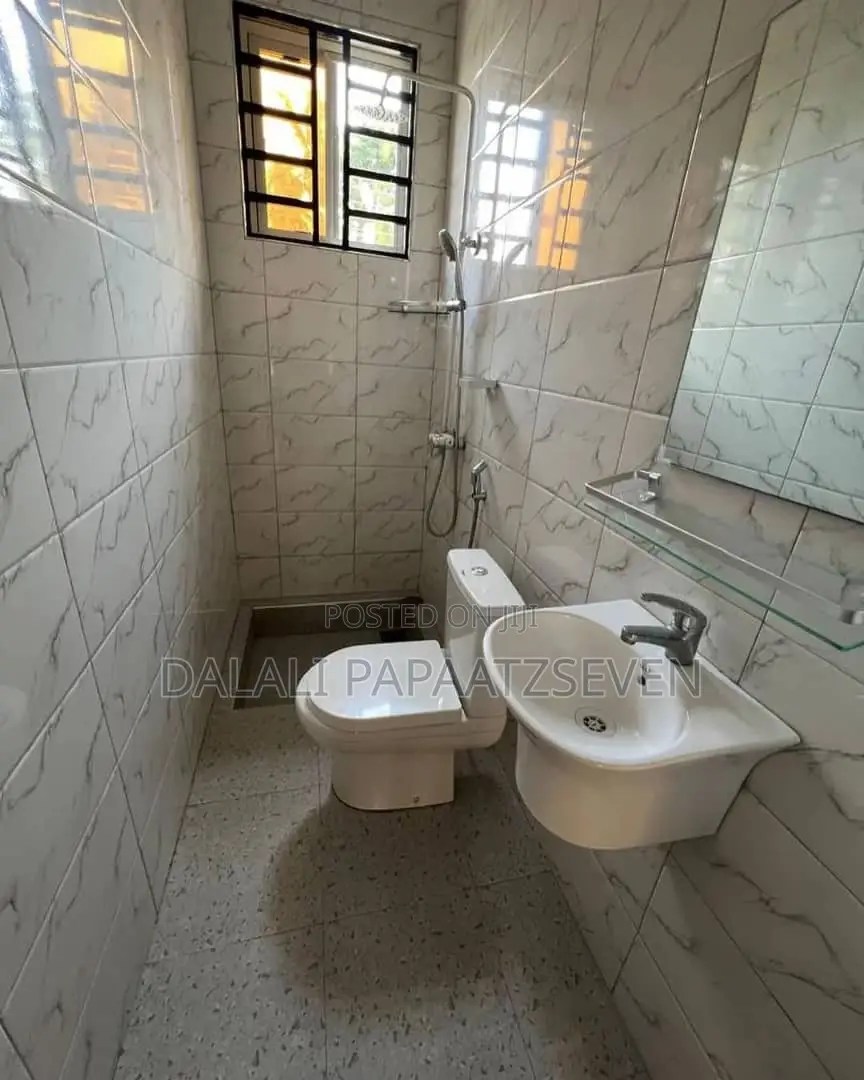 3bdrm House in Dalalipapaatzseven, Kinondoni for rent