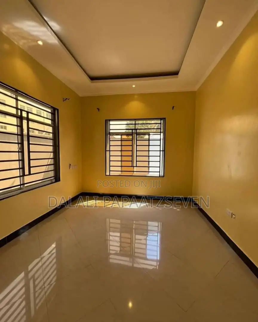 3bdrm House in Dalalipapaatzseven, Kinondoni for rent