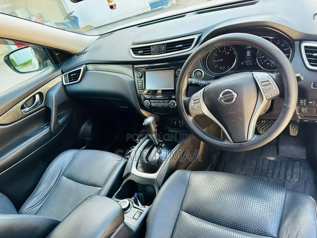 Nissan X-Trail 2.0 Petrol AWD 2013 Pearl