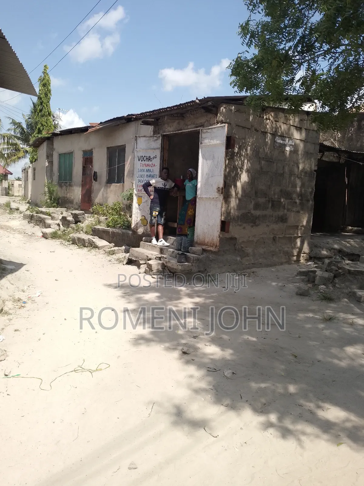 8bdrm Apartment in Tanzania Daresalaam, Ilala for sale