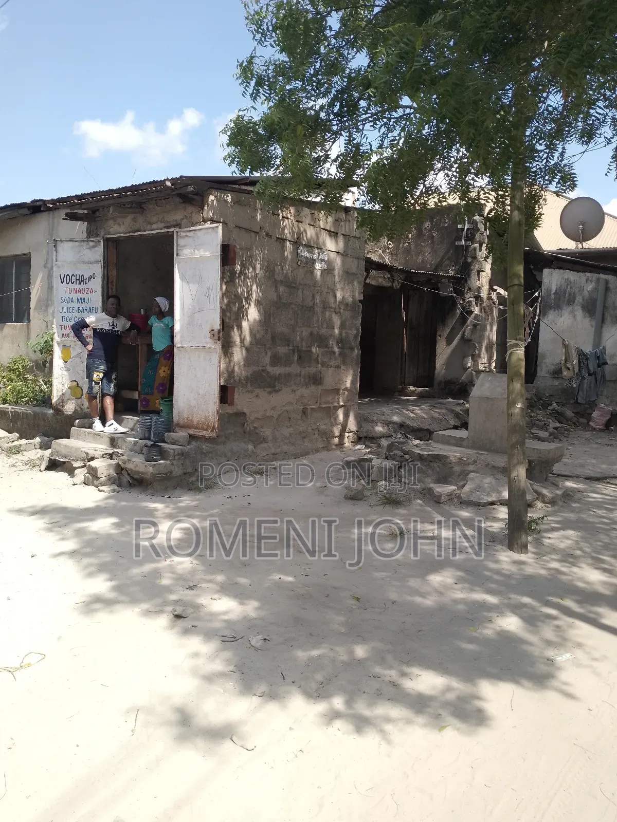 8bdrm Apartment in Tanzania Daresalaam, Ilala for sale