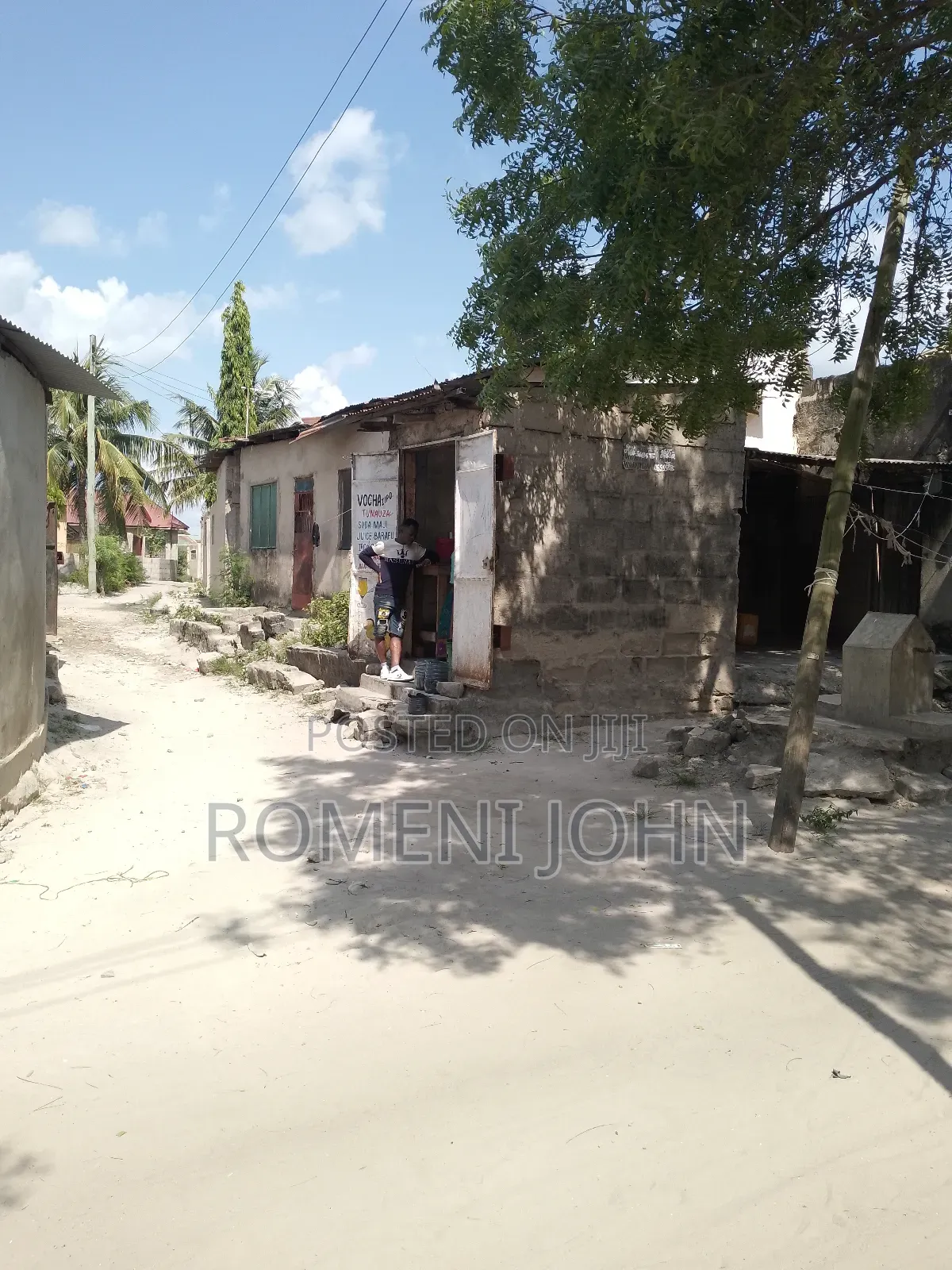 8bdrm Apartment in Tanzania Daresalaam, Ilala for sale