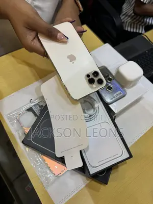 New Apple iPhone 12 Pro Max 256 GB Gold