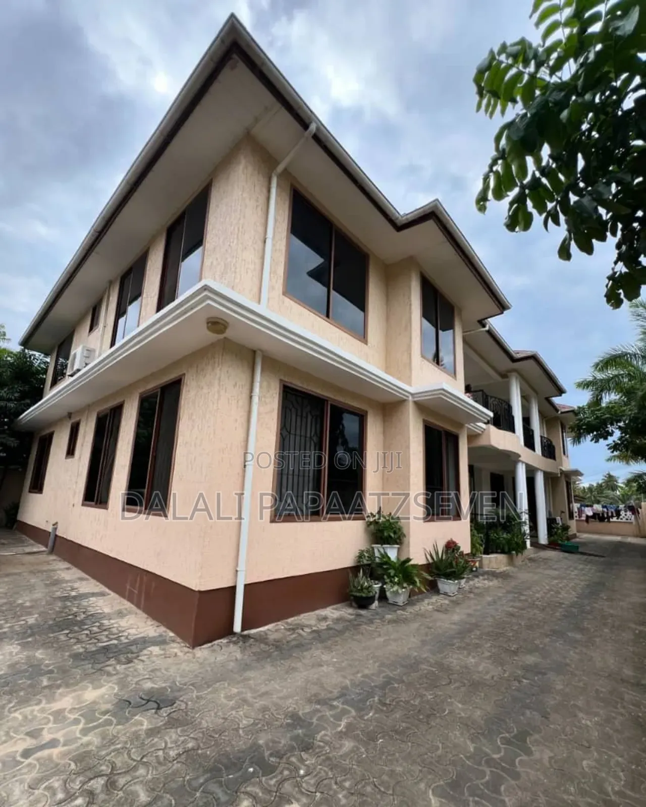 3bdrm Apartment in Dalalipapaatzseven, Kinondoni for rent