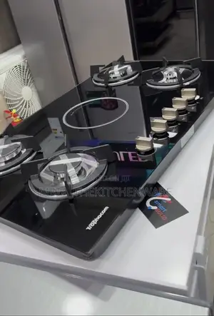 Trophacom Built in 4gas Plates and 1 Electric Hob