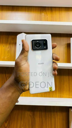 Sharp Aquos R6 128 GB White