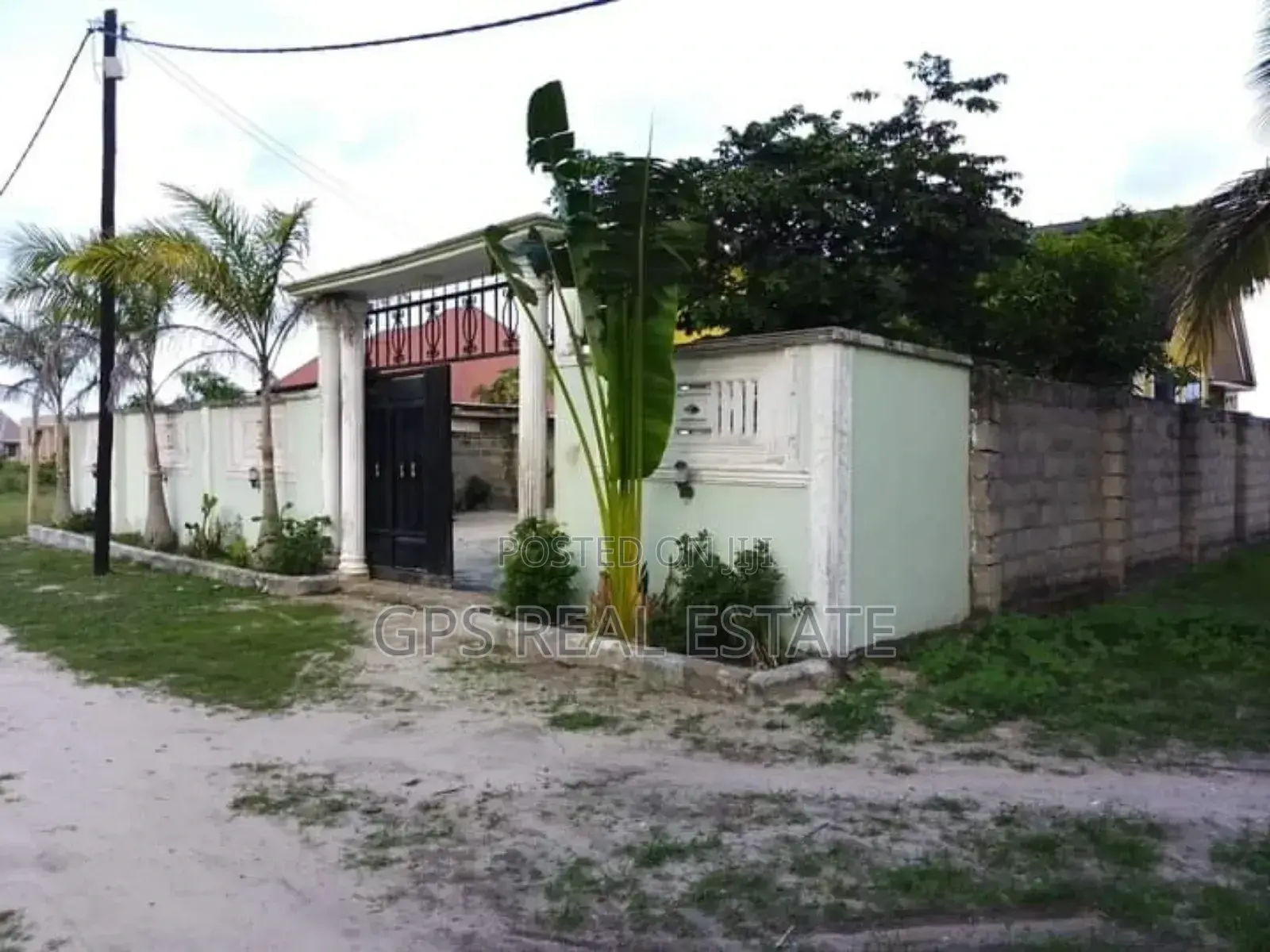 3bdrm House in Majohe Chuo Cha Rada, Ilala for sale