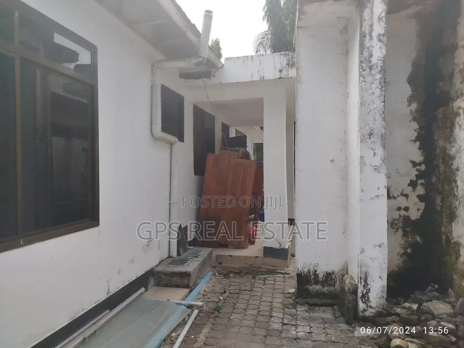 3bdrm House in Kibada, Kigamboni for sale
