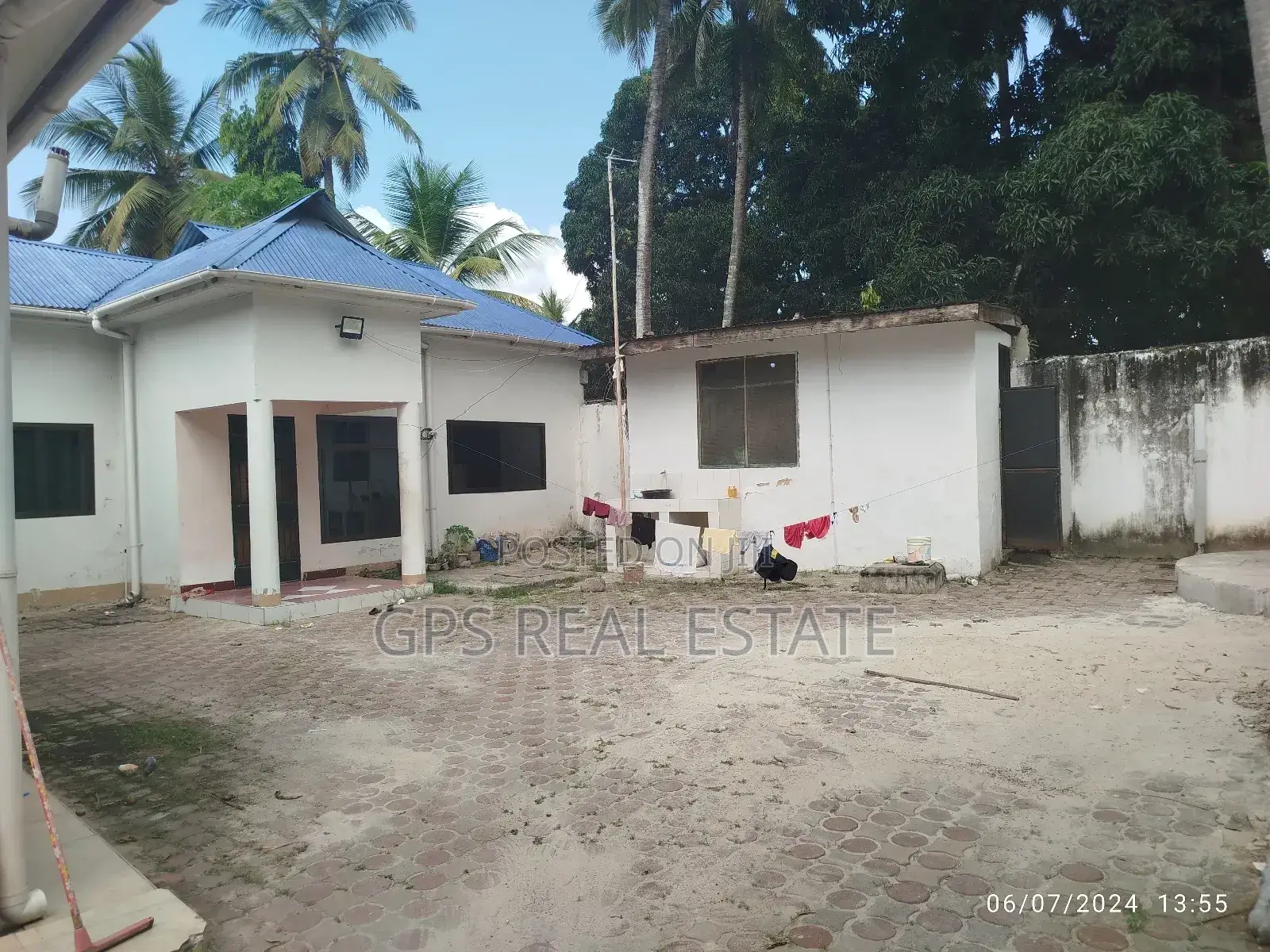 3bdrm House in Kibada, Kigamboni for sale