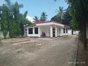 3bdrm House in Kibada, Kigamboni for sale