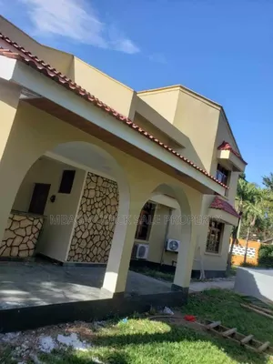 3bdrm Villa in Masaki for sale
