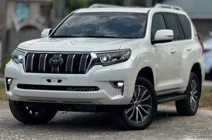 Toyota Land Cruiser Prado 2022 White
