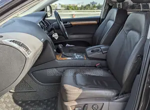 Audi Q7 2012 Black