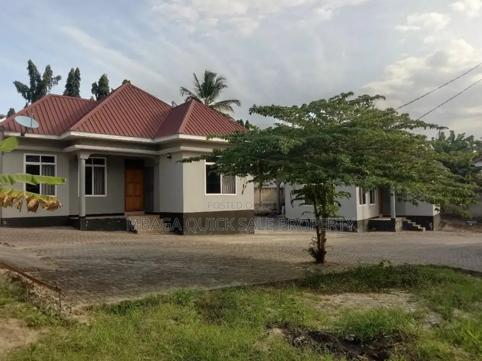 4bdrm House in 4 Bed Room House For for sale