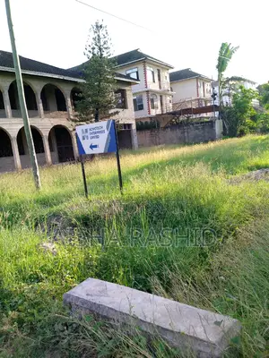 4bdrm House in Mikocheni for sale