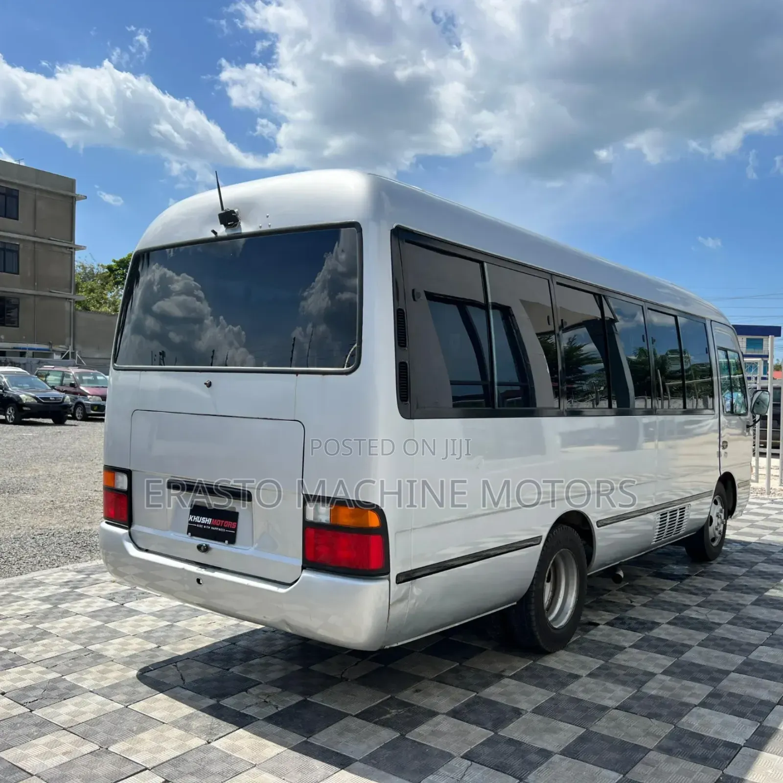 Toyota Coaster 2002 Silver