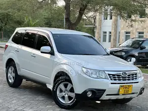 Subaru Forester 2012 White