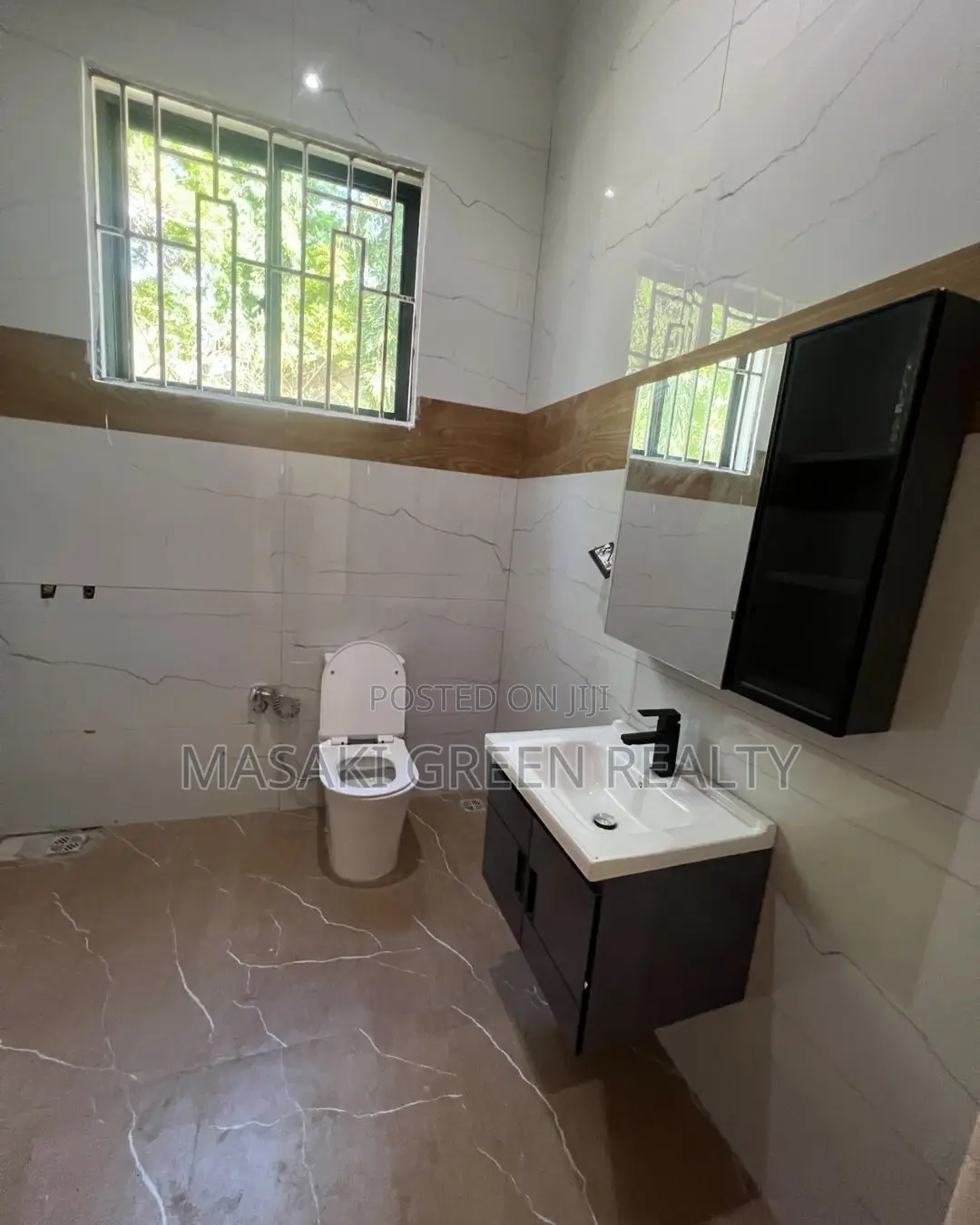 3bdrm House in Ununio Estate, Kinondoni for sale